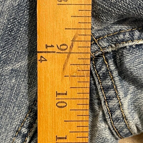 Mossimo Shorts Juniors 11 Denim Blue Distressed Cutoff - Picture 6 of 12